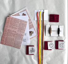 Carica l'immagine nel visualizzatore di Gallery, Kit di ricamo per miniature