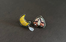 Carica l'immagine nel visualizzatore di Gallery, Spille miniature