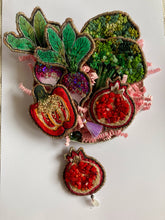 Carica l'immagine nel visualizzatore di Gallery, Spille