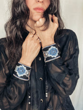 Carica l'immagine nel visualizzatore di Gallery, Copri Polsini